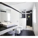Apartment La Bola